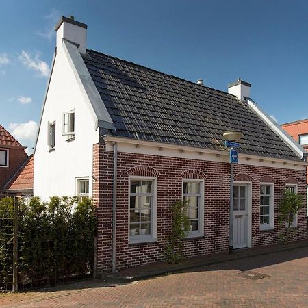 Karakteristiek huis in centrum Winsum Winsum  Bagian luar foto