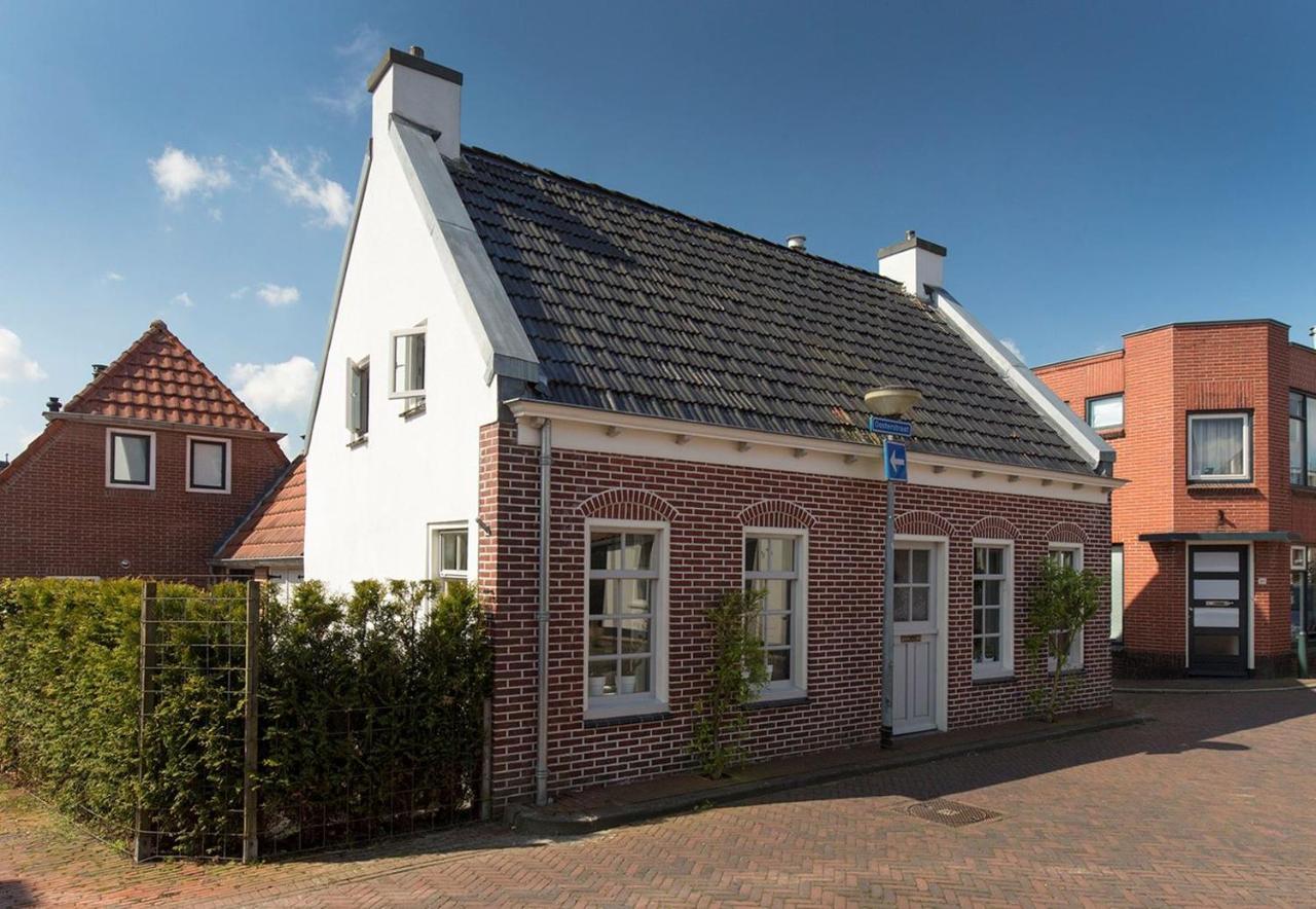 Karakteristiek huis in centrum Winsum Winsum  Bagian luar foto
