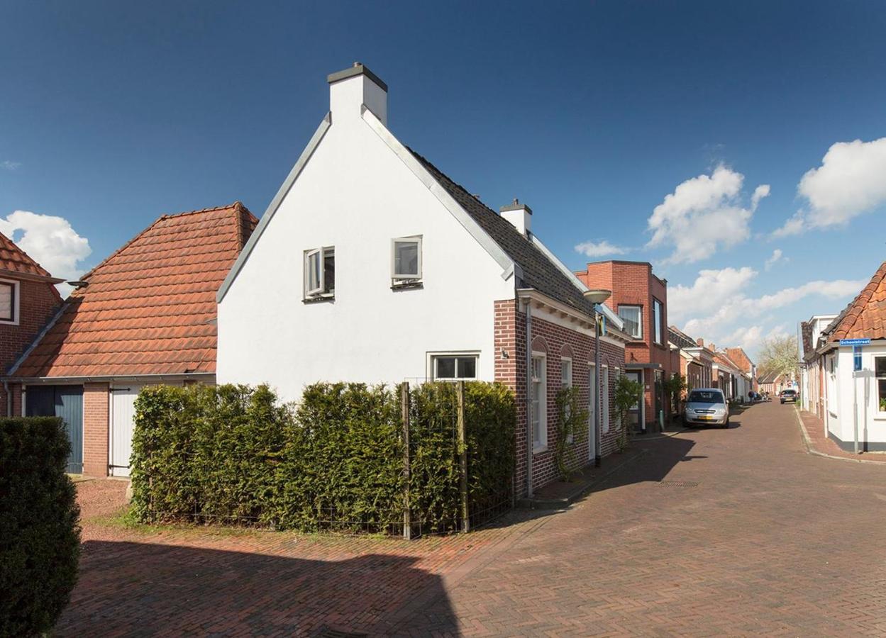 Karakteristiek huis in centrum Winsum Winsum  Bagian luar foto