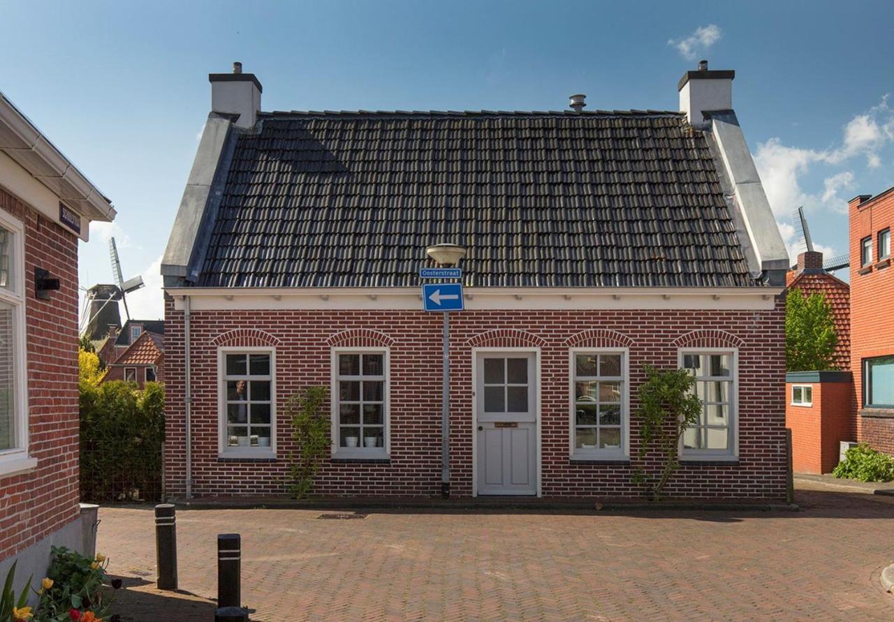 Karakteristiek huis in centrum Winsum Winsum  Bagian luar foto