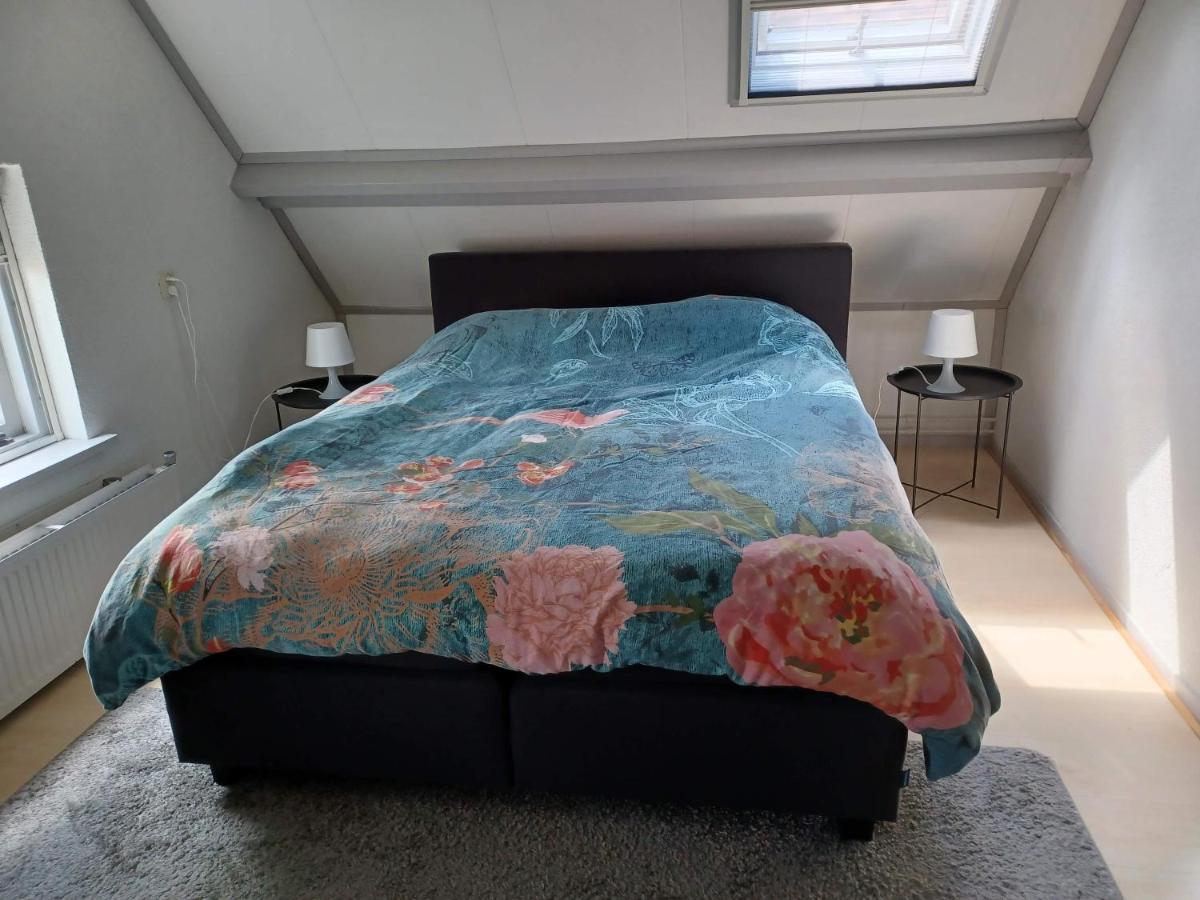 Karakteristiek huis in centrum Winsum Winsum  Bagian luar foto