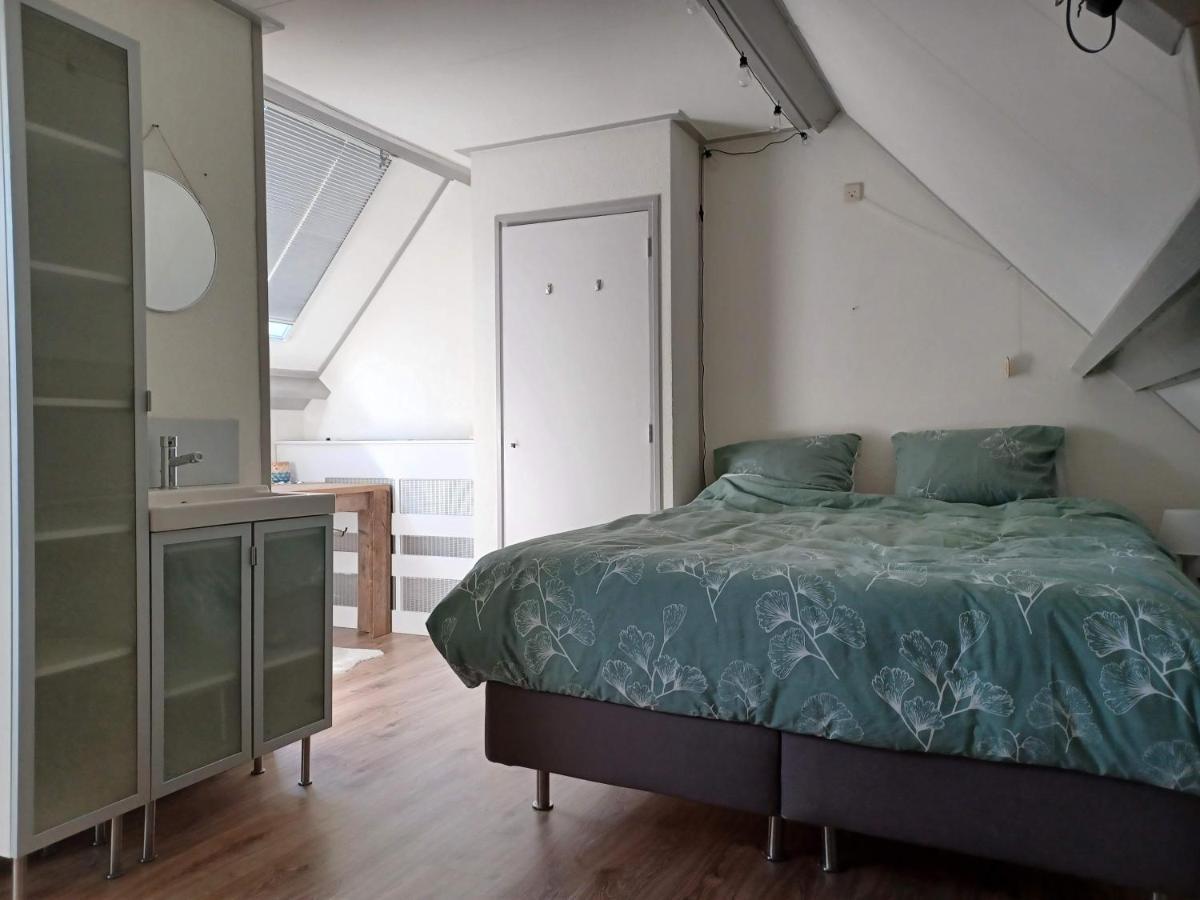 Karakteristiek huis in centrum Winsum Winsum  Bagian luar foto